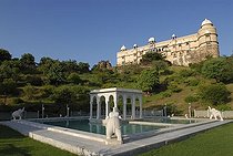 Biosphoto | 1608041 | Swimming pool, Karni Fort Bambora Palace Hotel, Rajasthan, India | © Olaf Krueger / imageBROKER / Biosphoto