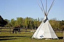 Biosphoto | 1251484 | Teepees camp | &copy; Franck Fouquet / Biosphoto