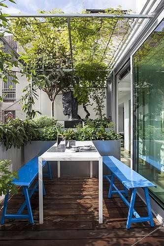 Biosphoto | 1967667 | Terrasse de jardin urbain ; Création: Agence TendreVert. David Gobaut et Daniel Pons | &copy; Gilles Le Scanff & Joëlle-Caroline Mayer / Biosphoto