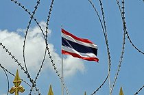 Biosphoto | 1603974 | Thai Government House protected by barbed wire during political protests, Bangkok, Thailand, Asia | © Walter G. Allgoewer / imageBROKER / Biosphoto