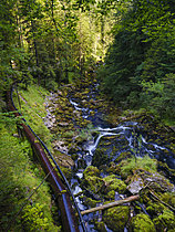 Biosphoto | 2621571 | The karst spring Piessling Ursprung a nature monument in the Totes Gebirge (Dead Mountains) near Windischgarsten. Europe, Central Europe, Austria, summer | &copy; Martin Zwick / Biosphoto
