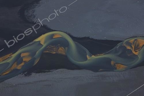 Biosphoto | 1196717 | The river Markarfljót and melting glaciers in Iceland | &copy; Juan-Carlos Muñoz / Biosphoto