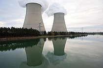 Biosphoto | 1246180 | The Seine river and Nogent Nuclear Power Plant France | &copy; Michel Gunther / Biosphoto