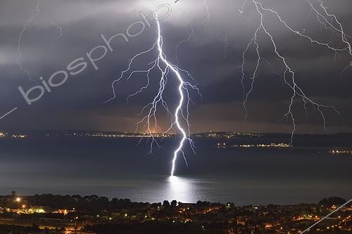 Biosphoto | 1974195 | Thunderbolt branched on the Etang de Berre - France  | &copy; Christophe Suarez / Biosphoto