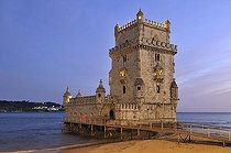 Biosphoto | 1600334 | Torre de Belem, defensive fortification from the 16th century, UNESCO World Heritage Site, at the mouth of the Tagus River, Belem, Lisbon, Portugal, Europe | © Florian Kopp / imageBROKER / Biosphoto