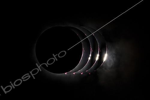 Biosphoto | 2624554 | Total Solar Eclipse – Prominences, Baily's beads, and chromosphere, Texas, United State | &copy; Philippe Jacquot / Biosphoto