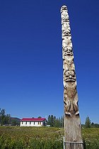 Biosphoto | 1313806 | Totem former representative of human beings Canada | &copy; Alain Mafart-Renodier / Biosphoto