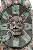 Biosphoto | 1533499 | Totem pole of the Cowichan Tribe, detailed view, Duncan, Vancouver Island, British Columbia, Canada, North America | &copy; Horst Mahr / imageBROKER / Biosphoto