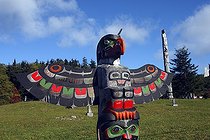 Biosphoto | 692157 | Totem Tribu Kwakwaka'wakw Village Nimkish Baie Albert Canada | &copy; Sylvain Cordier / Biosphoto