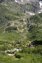 Biosphoto | 2588029 | Tourists, visitors to the Lautaret botanical garden in Villar-d'Arene, France. | &copy; Antoine Boureau / Biosphoto
