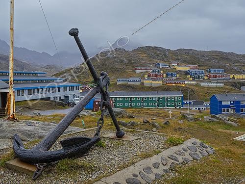 Biosphoto | 2614520 | Town Tasiilaq (Ammassalik), the biggest town and administrative center in East Greenland. North America, Greenland, Ammassalik, danish territory, autumn | &copy; Martin Zwick / Biosphoto
