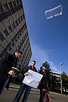 Biosphoto | 1251131 | Using the ball for thermographic measurements France | &copy; Michel Gunther / Biosphoto