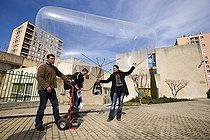 Biosphoto | 1251141 | Using the ball for thermographic measurements France | &copy; Michel Gunther / Biosphoto