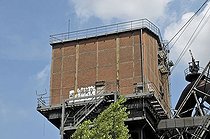 Biosphoto | 1600551 | Winch house on a blast furnace, Landschaftspark Duisburg-Nord landscape park, a former Thyssen blast furnace plant in Meiderich, Duisburg, North Rhine-Westphalia, Germany, Europe | © Walter G. Allgoewer / imageBROKER / Biosphoto